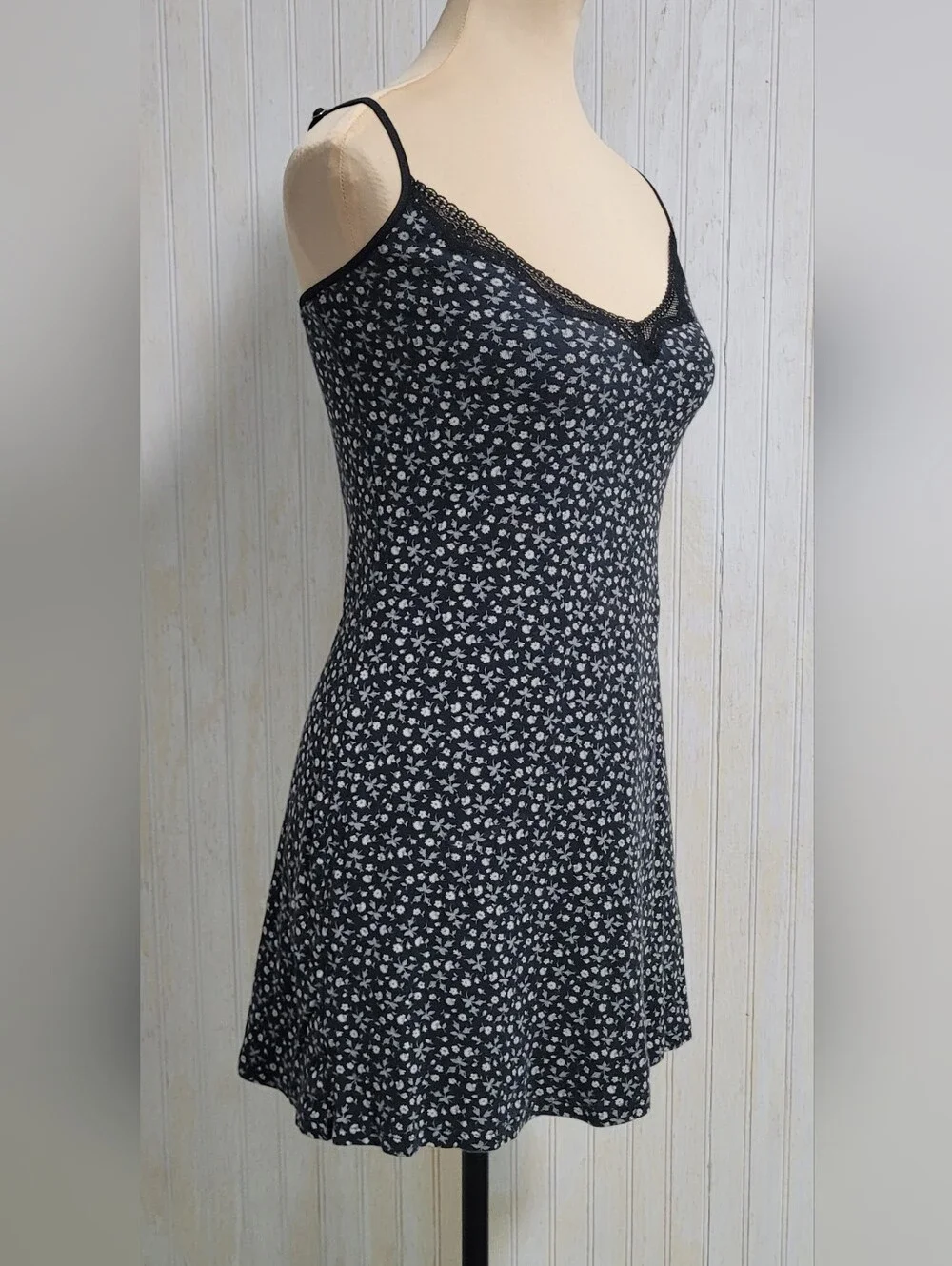 Victoria's Secret Vintage Y2K Floral Lace Trim Chemise Nightgown Dress XS
